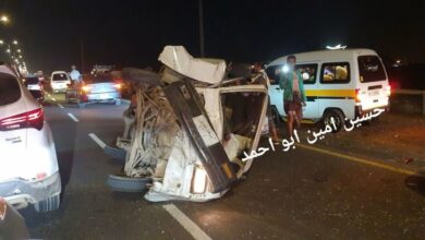 حادث مروري يوقف حركة السيارات في الخط البحري بعدن ويشعل حالة من الازدحام! 3