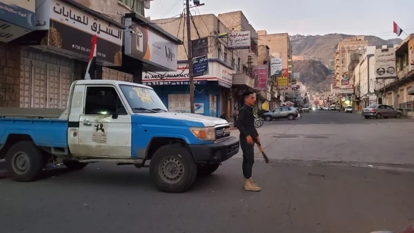 شرطة تعز تضبط متهم بإصابة شاب بطعنة في الظهر إثر مشادة كلامية بالمعافر 1