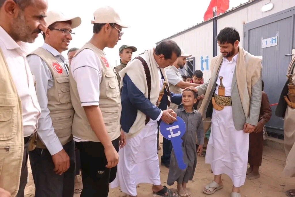 وكيل محافظة مأرب يدشن مشروع تسكين الأيتام من الأسر النازحة بتمويل تركي