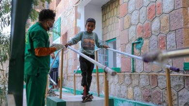 مركز الأطراف الصناعية وإعادة التأهيل بتعز يقدّم خدماته الطبية لـ674 مستفيداً خلال فبراير 3