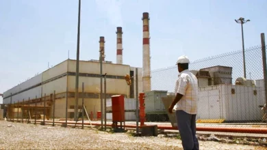 عدن انخفاض مفاجئ في الكهرباء بسبب الأحوال الجوية… والمؤسسة تطمئن المواطنين 2