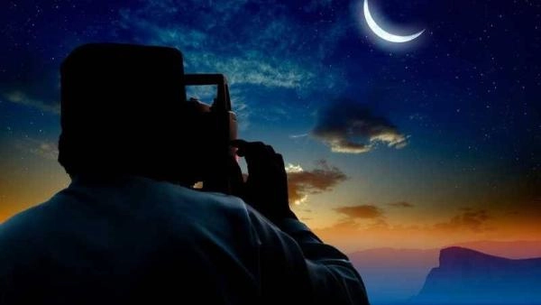 فلكي يمني يحدد موعد عيد الفطر… والمملكة تدعو المسلمين لمراقبة الهلال الليلة 1