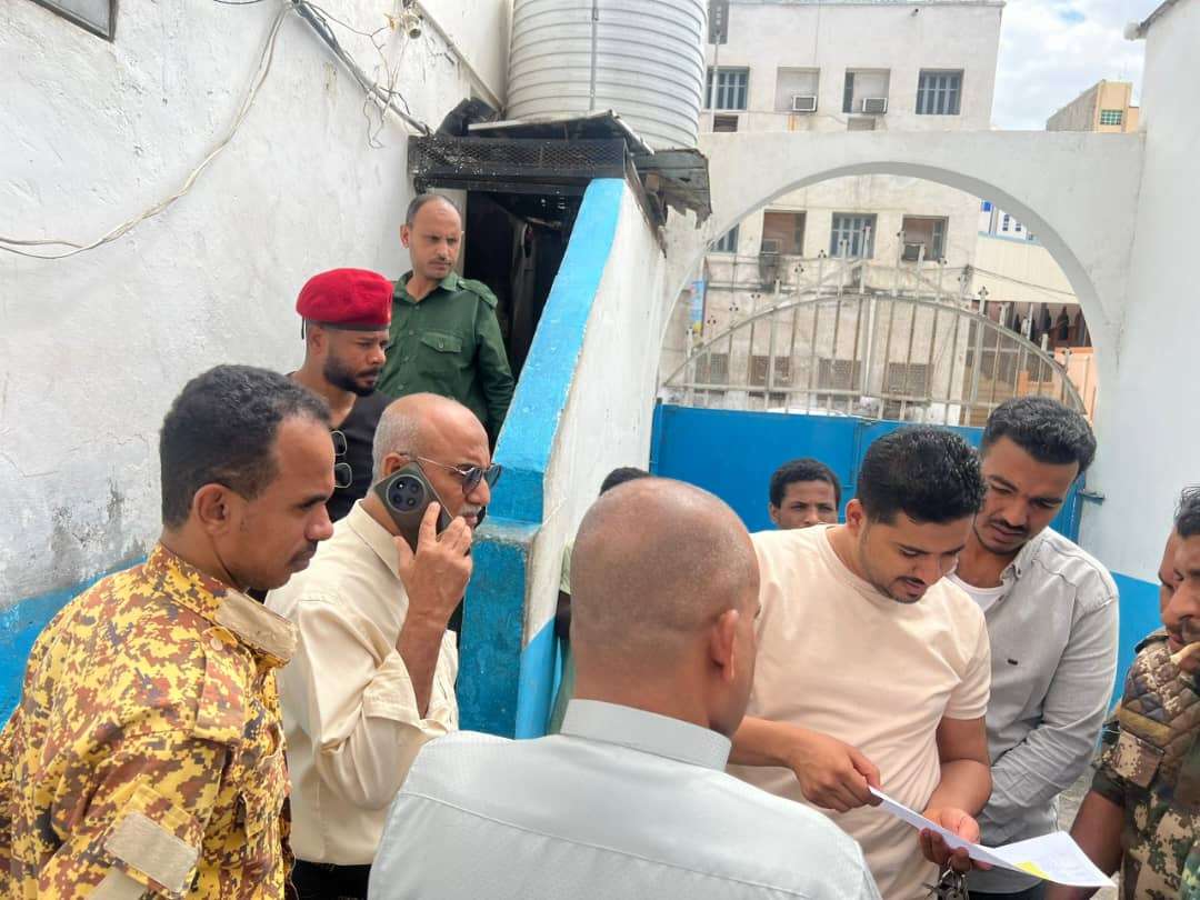 بمبادرة إنسانية في رمضان.. الإفراج عن ثلاثة نزلاء في حضرموت بعد سداد مستحقاتهم المالية 1