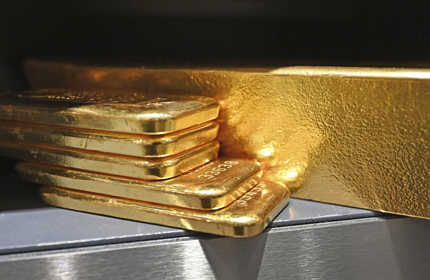 أسعار الذهب تهوي فوق 2% بفعل ارتفاع الفائدة والتضخم 1