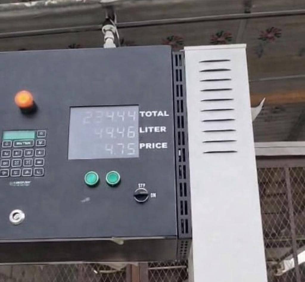 محافظ أبين مختار الرباش يوجه باستقرار الغاز في المحافظة وتحديد سعر الدبة 1