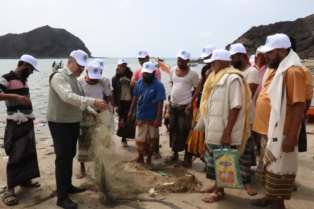 الهيئة الإقليمية (PERSGA) والهيئة العامة لحماية البيئة تنفذان برنامج توعوي لصيادي الأسماك وقطاع المرأة في منطقة عمران 1