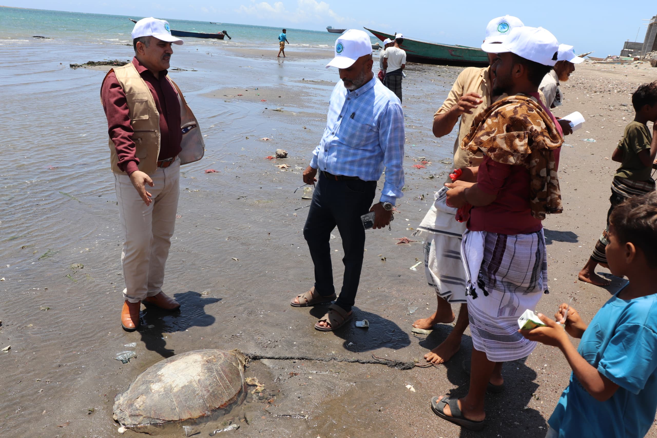 الهيئة الإقليمية (PERSGA) والهيئة العامة لحماية البيئة: تنفذ برنامج توعية لصيادي وقطاع المرأة في منطقة خور عميره 1