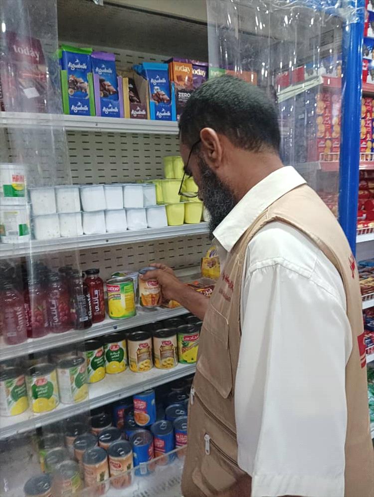 حملات رقابية يومية في خورمكسر لضبط الأسعار ومراقبة الأسواق خلال رمضان 1