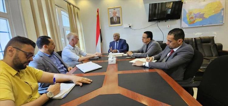 وزير الإدارة المحلية يبحث مع البرنامج الإنمائي دعم مسار التنمية والتمكين الاقتصادي 1