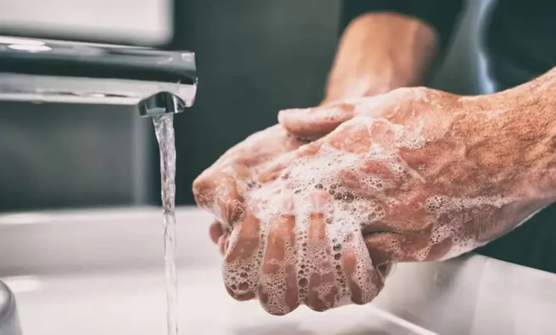 صابون شائع يثير الجدل: هل يساهم في زيادة مقاومة المضادات الحيوية؟ 10