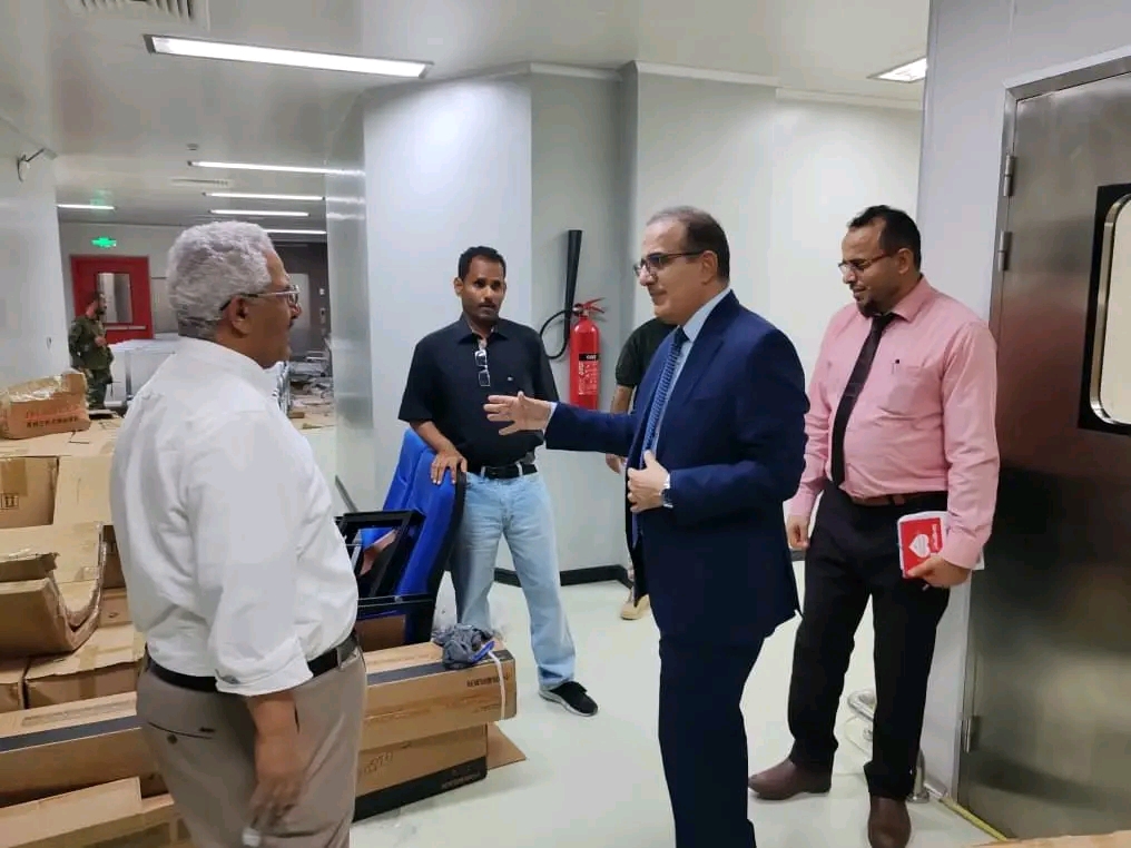 وزير الصحة يطّلع على سير التجهيزات النهائية لمختبر جودة الأدوية والأعمال الإنشائية بالهيئة العليا للأدوية 1