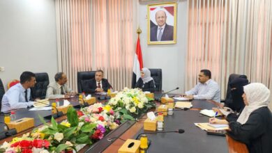 وزيرة التخطيط تناقش مع رئيس جامعة عدن دعم المشاريع التعليمية والأكاديمية 3