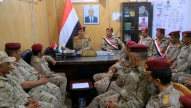 وزير الدفاع يشيد بدور دائرة التوجيه المعنوي في معركة الوعي الوطني 4