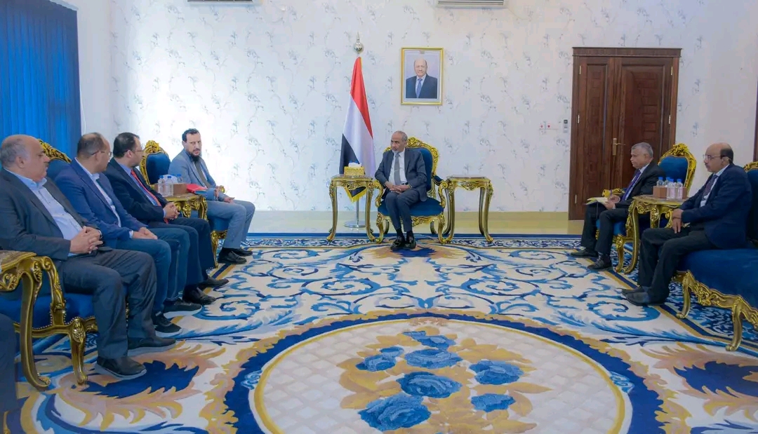 عضو مجلس القيادة محمود الصبيحي يشدد على مضاعفة الجهود لمعالجة اوضاع الكهرباء 1