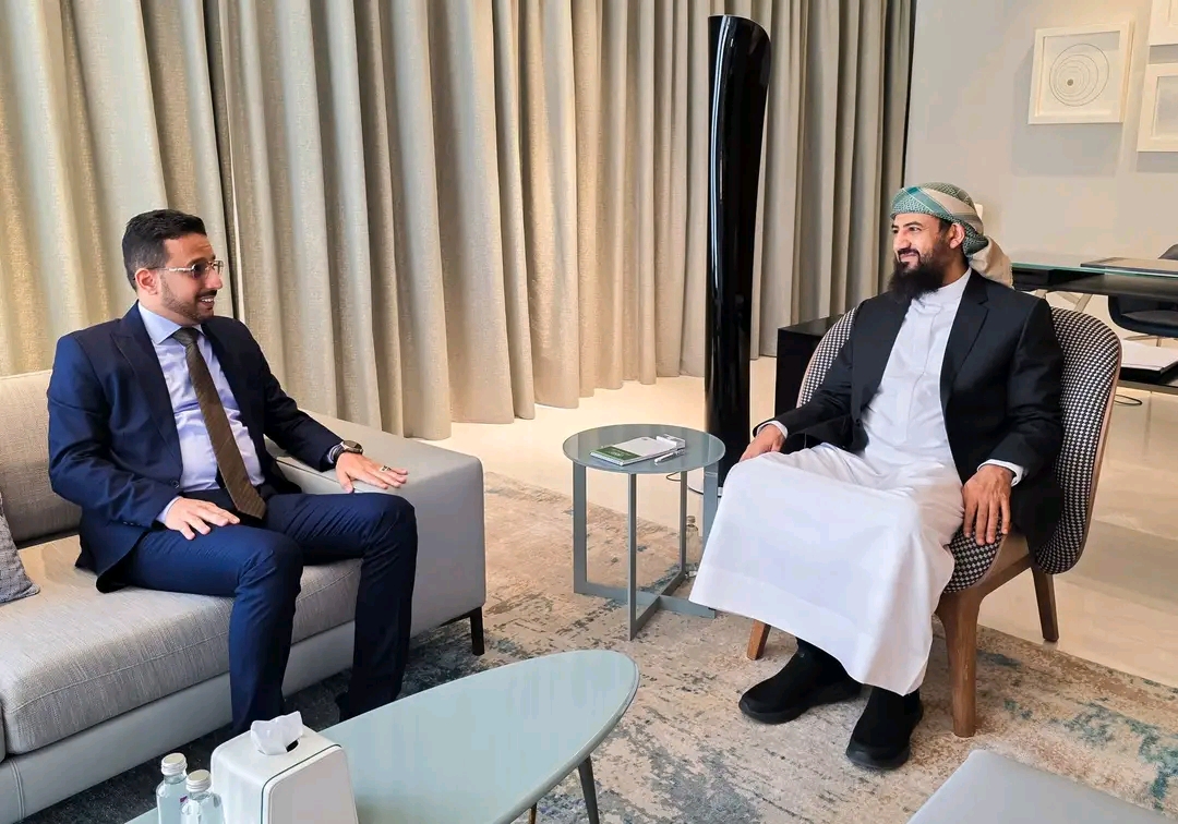 المحرّمي يطّلع على أداء هيئة الأراضي ويبحث سبل تطوير عملها 1