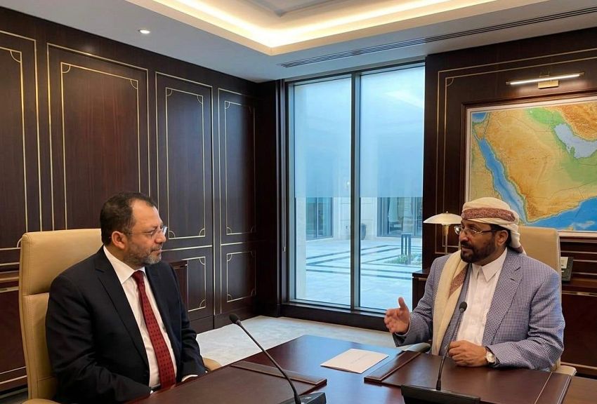 العرادة يؤكد خلال لقائه وزير الكهرباء على مضاعفة الجهود للنهوض بقطاع الكهرباء 1