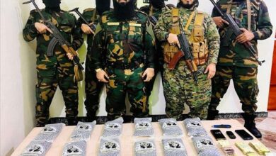 مكافحة المخدرات بعدن تسقط شبكة ترويج وتضبط 12 كيلو حشيش في بئر فضل 7