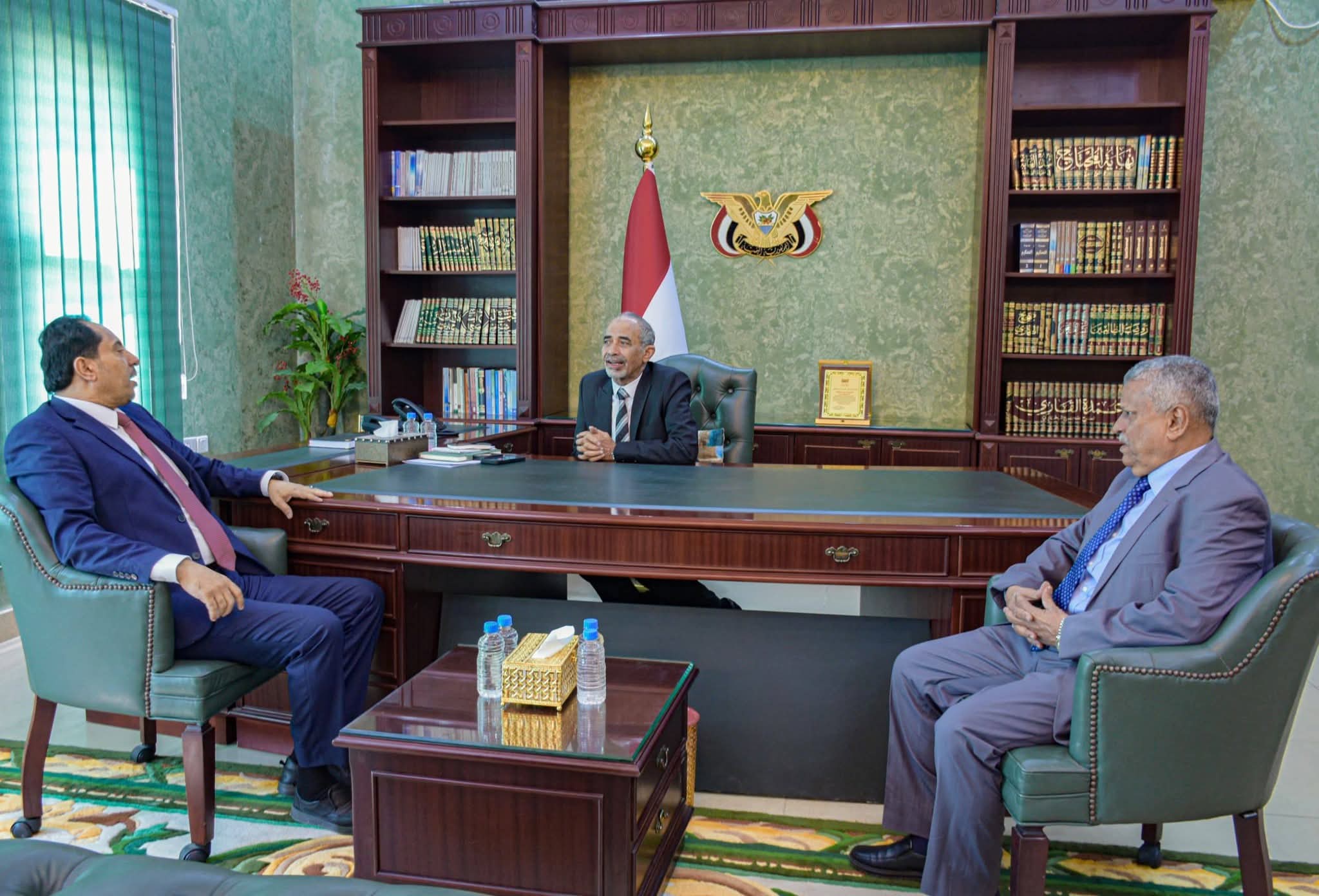 الصبيحي يؤكد أهمية تعزيز الشراكات الداخلية والخارجية والارتقاء بأداء وزارة الشباب والرياضة 1