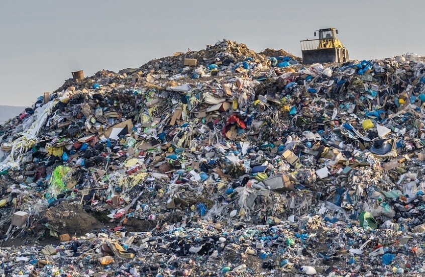 العالم يختنق بالنفايات.. مليارات الأطنان تهدد البيئة وصحة البشر! 1