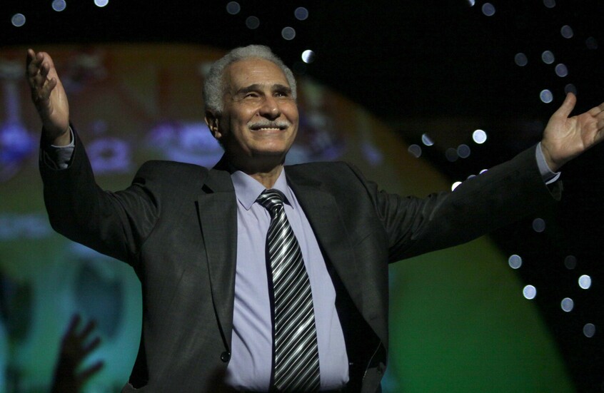 فنان مصري كبير يدخل في أزمة صحية حرجة تثير قلق محبيه 1