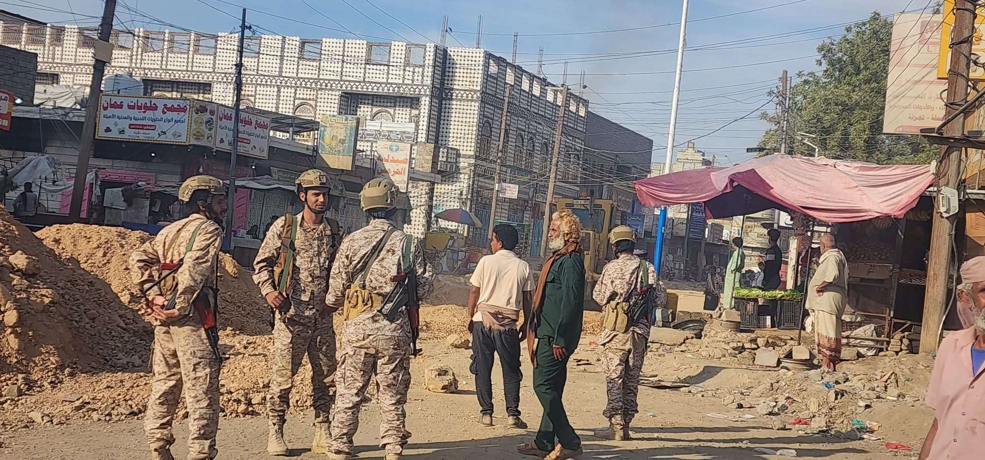 لودر أبين: تشهد أعمال تأهيل لشوارعها وسط تأمين ميداني وتقدم في مشاريع البنية التحتية 1