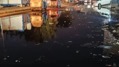 المجاري تغرق الشارع العام في الممدارة بمديرية الشيخ عثمان.. والأهالي يطلقون نداء استغاثة 4