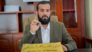 محافظ أبين يجري اتصالاً بمدير عام مودية ويطمئن على صحة الاخ حسين دحه الميسري عقب محاولة اغتياله 2