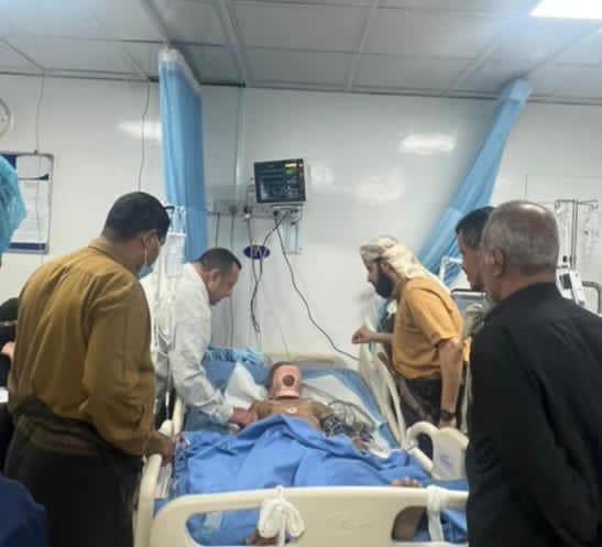 محافظ أبين يطمئن على صحة الاستاذ حسين دحه الميسري عقب محاولة اغتياله 1