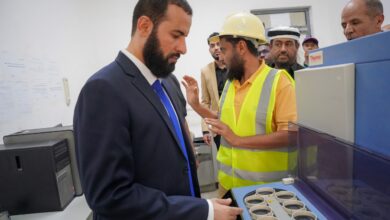 محافظ أبين يزور مصنع الوحدة للأسمنت بمديرية خنفر 2