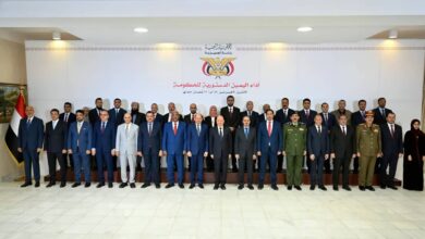 بعد شهرين من تشكيل الحكومة.. غضب شعبي يتصاعد: لا رواتب ولا خدمات وارتفاع في أسعار المشتقات النفطية! 2