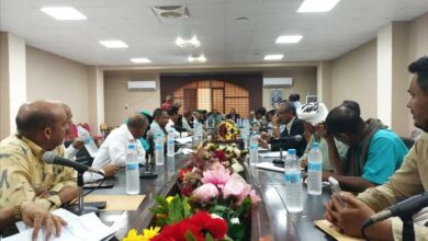 تنفيذي لحج يناقش رؤية استراتيجية شاملة لإعادة هيكلة القطاعات الحيوية وتعزيز مسارات التنمية 5