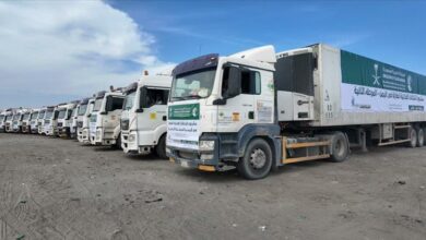 وصول 20 شاحنة مساعدات غذائية مقدّمة من مركز الملك سلمان للإغاثة إلى عدن 2