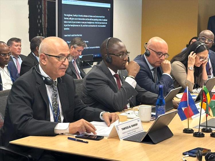 الشرجبي يؤكد أهمية اتفاقيات المياه كإطار استراتيجي لتحقيق الاستدامة في قطاع المياه 1