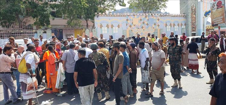 مصدر أمني يكشف تفاصيل الانتشار الأمني في كريتر بعد تحركات ميدانية في عدن 1