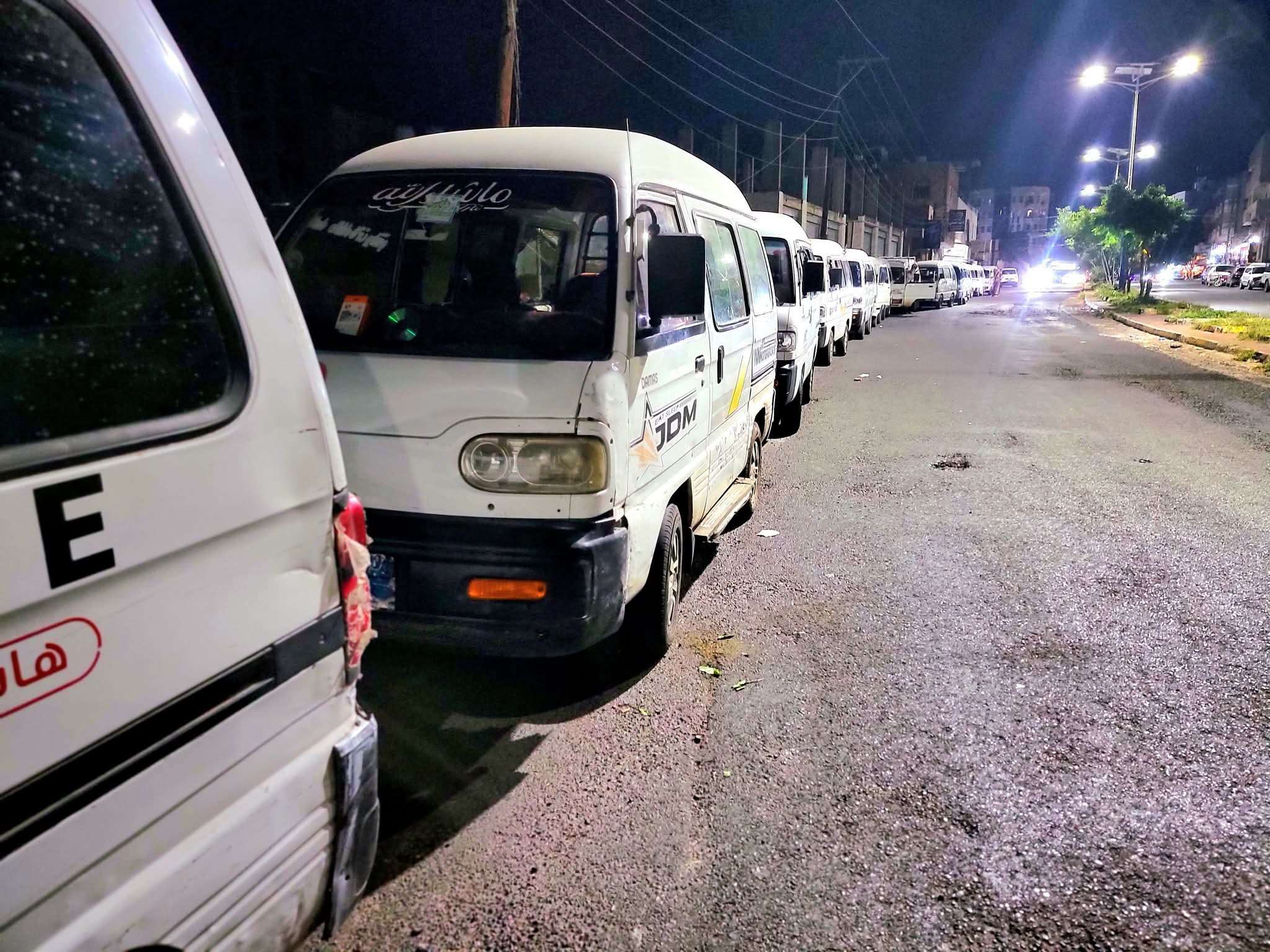 تعز تحت ضغط أزمة الغاز.. طوابير الفجر تكشف معاناة يومية متصاعدة للسكان 1