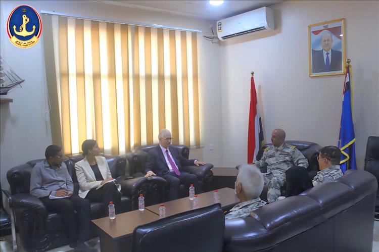 مصلحة خفر السواحل اليمنية تستقبل السفير الألماني وتبحث سبل تعزيز التعاون المشترك 1