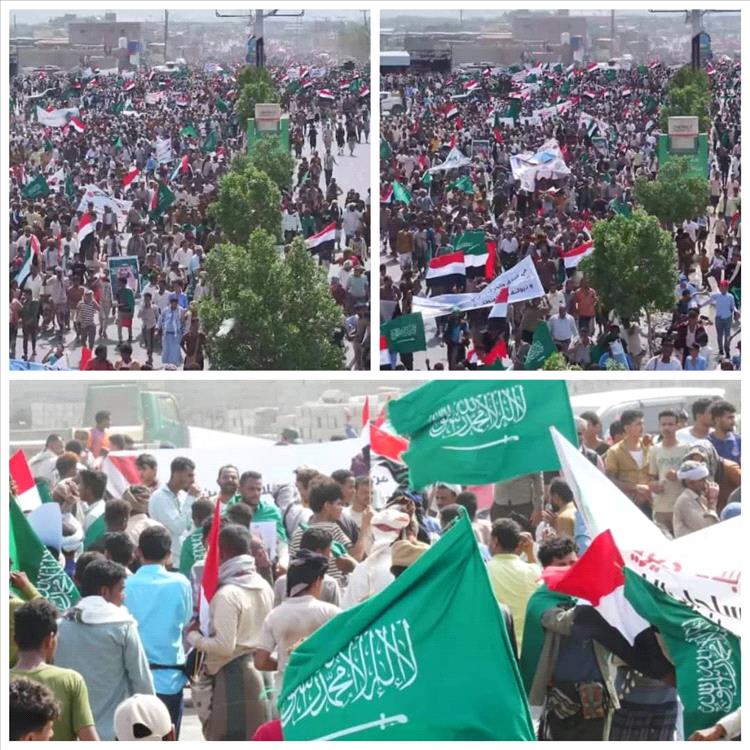 تظاهرة حاشدة في المخا تندد بالاعتداءات الإيرانية وتؤكد التضامن مع دول الخليج 1