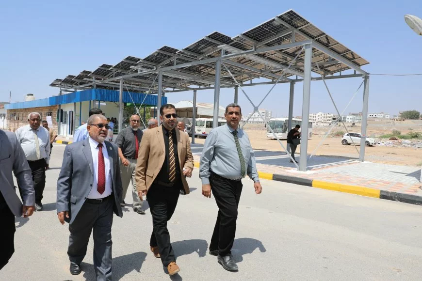 حضرموت.. تدشين منظومة طاقة شمسية ومحطة بحثية لدعم التعليم التطبيقي بالجامعة 1