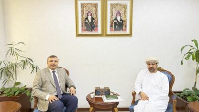 سفير اليمن يبحث مع مسؤول عماني العلاقات الثنائية ومجالات التعاون بين البلدين 4