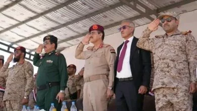 وزيرا الدفاع والداخلية يتفقدان عدداً من المواقع العسكرية في ميناء الوديعة ويشهدان عرضاً عسكرياً لقوات الطوارئ 2