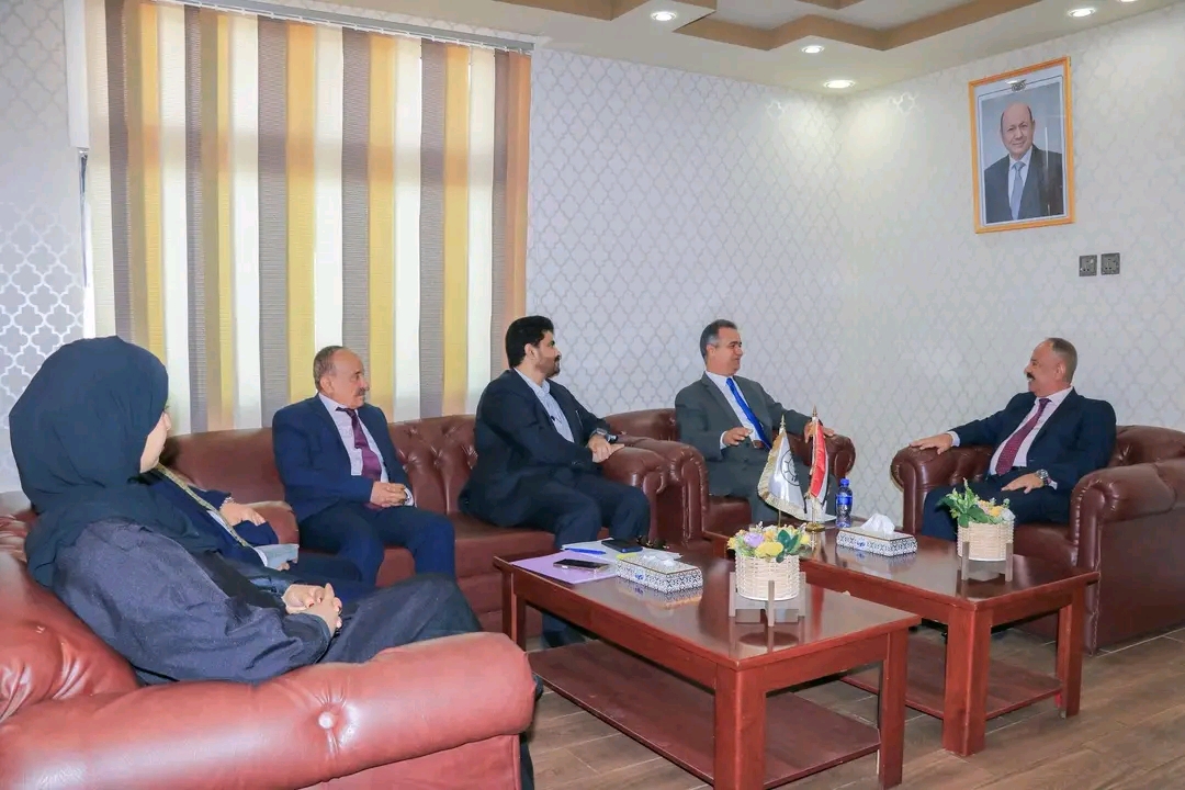 وزير النقل يبحث مع السفير الليبي تعزيز التعاون المشترك في قطاع النقل 1