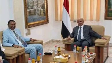 محافظ البنك المركزي يبحث مع ممثل برنامج الغذاء العالمي سبل تنفيذ المهام الإنسانية والإغاثية 2