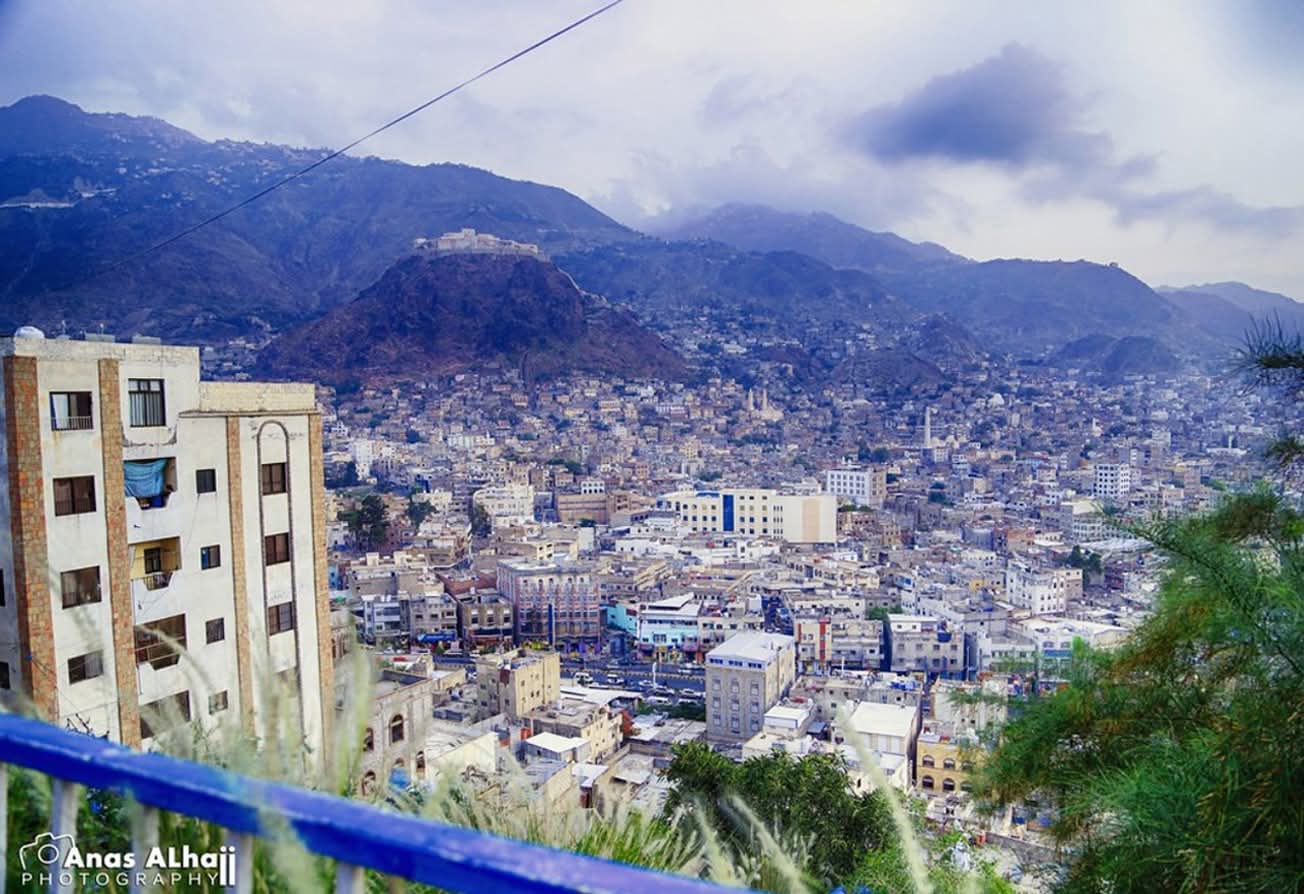صدمة كبيرة في تعز.. وفاة مغترب ووفاة ابنته عقب تلقي الخبر 1