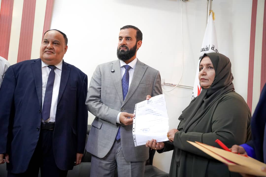 المحافظ الرباش يقدّم إقرار ذمته المالية ويبحث مع هيئة مكافحة الفساد إنشاء فرع لها في أبين 1
