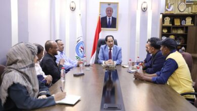 البكري يؤكد دعم الوزارة لنادي سيئون والارتقاء بأنشطته المختلفة 5