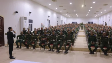 كلية الشرطة بحضرموت تستضيف محاضرة توعوية لتعزيز الوعي بمخاطر المخدرات 3