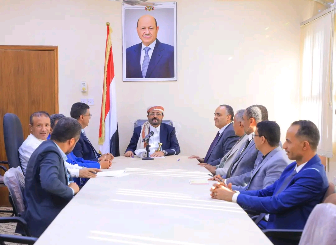 العرادة يطلع على نتائج أعمال اللجنة المشتركة من وزارة المالية والبنك المركزي في ختام زيارتها لمأرب 1