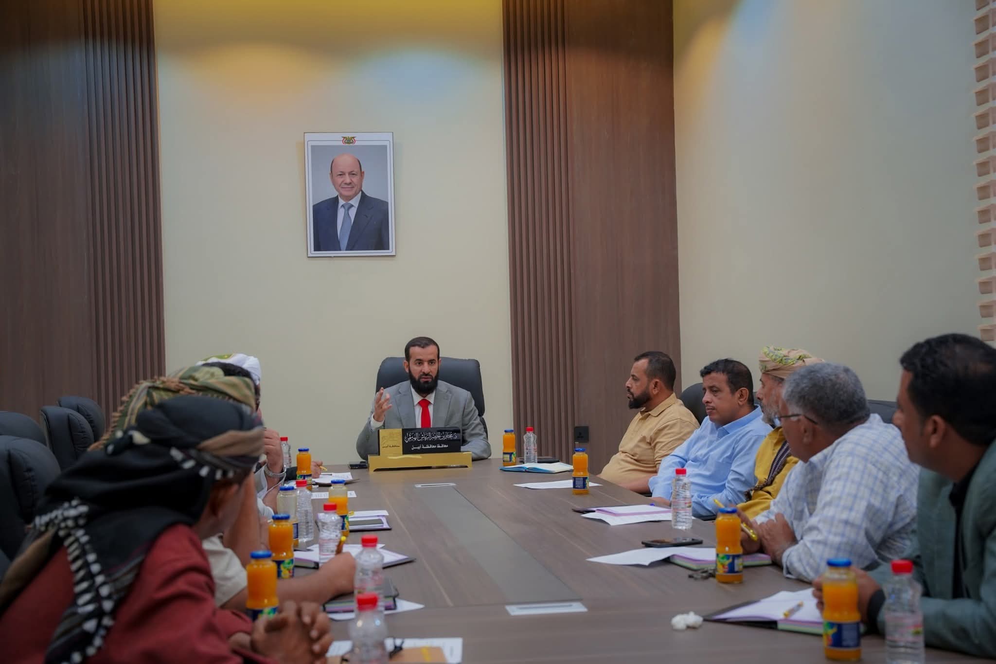 محافظ أبين يترأس اجتماع اللجنة التحضيرية للمجلس التنسيقي التوافقي، ويؤكد أهمية تكاتف الجهود للنهوض بخدمات المحافظة 1