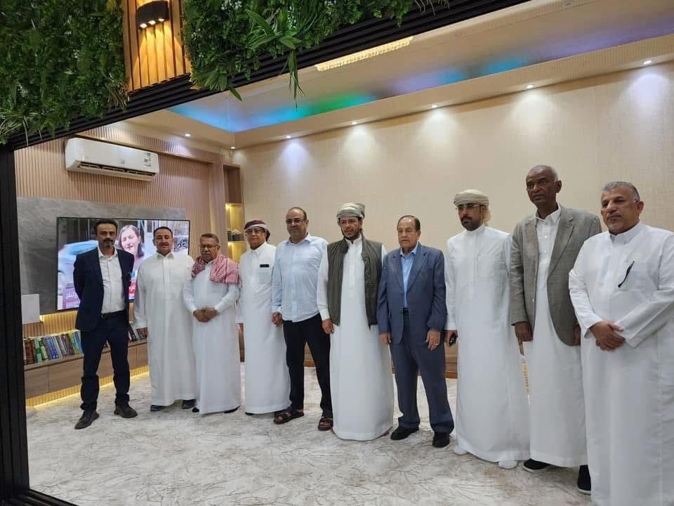 الميسري يلتقي عدداً من القيادات الجنوبية في إطار جهود تعزيز الحوار ووحدة الصف 1