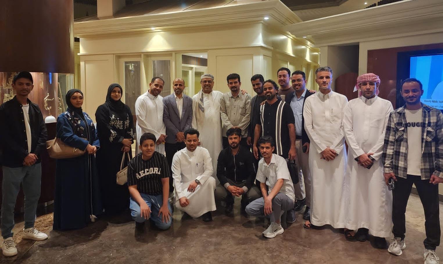 (( الميسري يلتقي طاقم قناة الجنوب اليوم)) 1